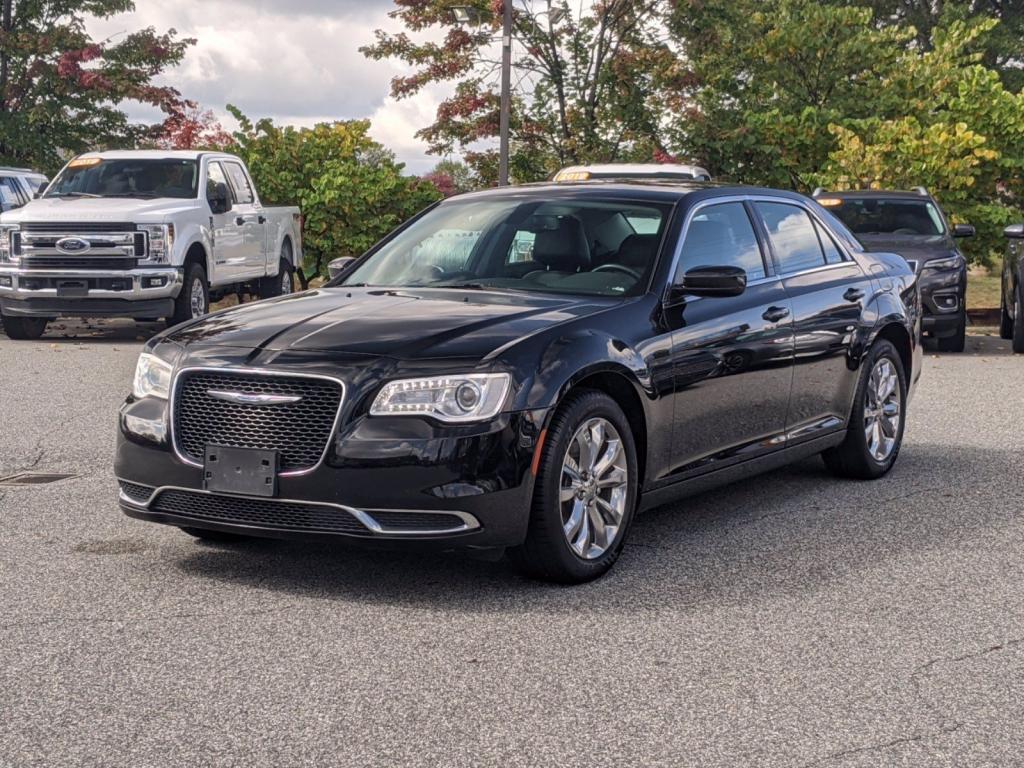 Pre-Owned 2018 Chrysler 300 Touring L 4dr Car in Greensboro #GB3613 ...